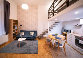 Free parking Broadway Budapest Residence - AC, 2people, Fast wifi, Smart TV